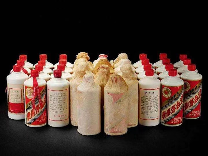 吴堡15年茅台酒回收公司哪里回收(附近上门回收茅台酒）